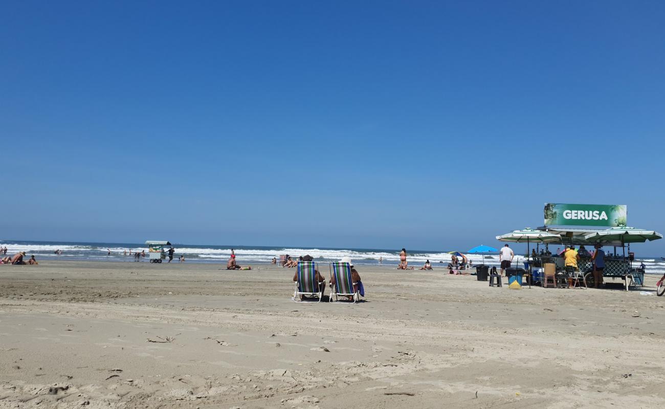 Photo de Plage du Balneario Maracana avec sable lumineux de surface