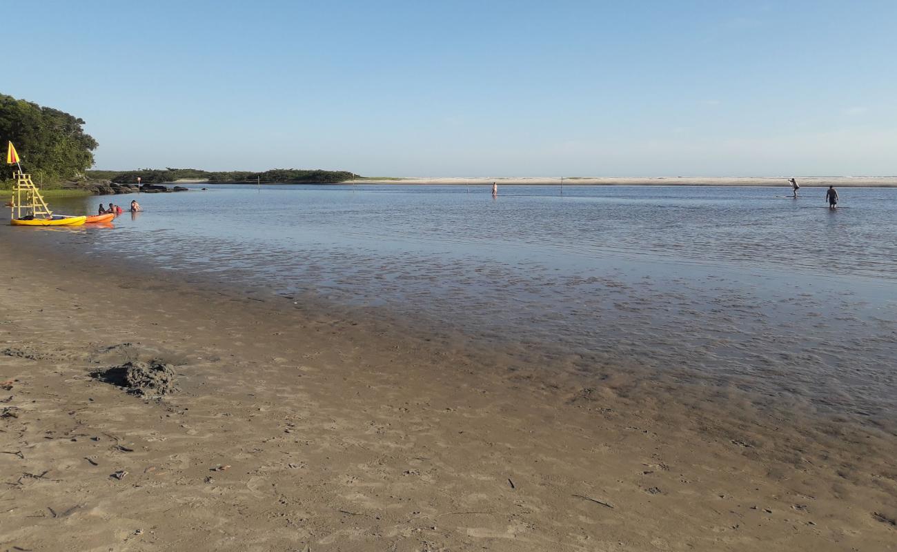 Photo de Plage Rio Itaguare avec sable fin et lumineux de surface