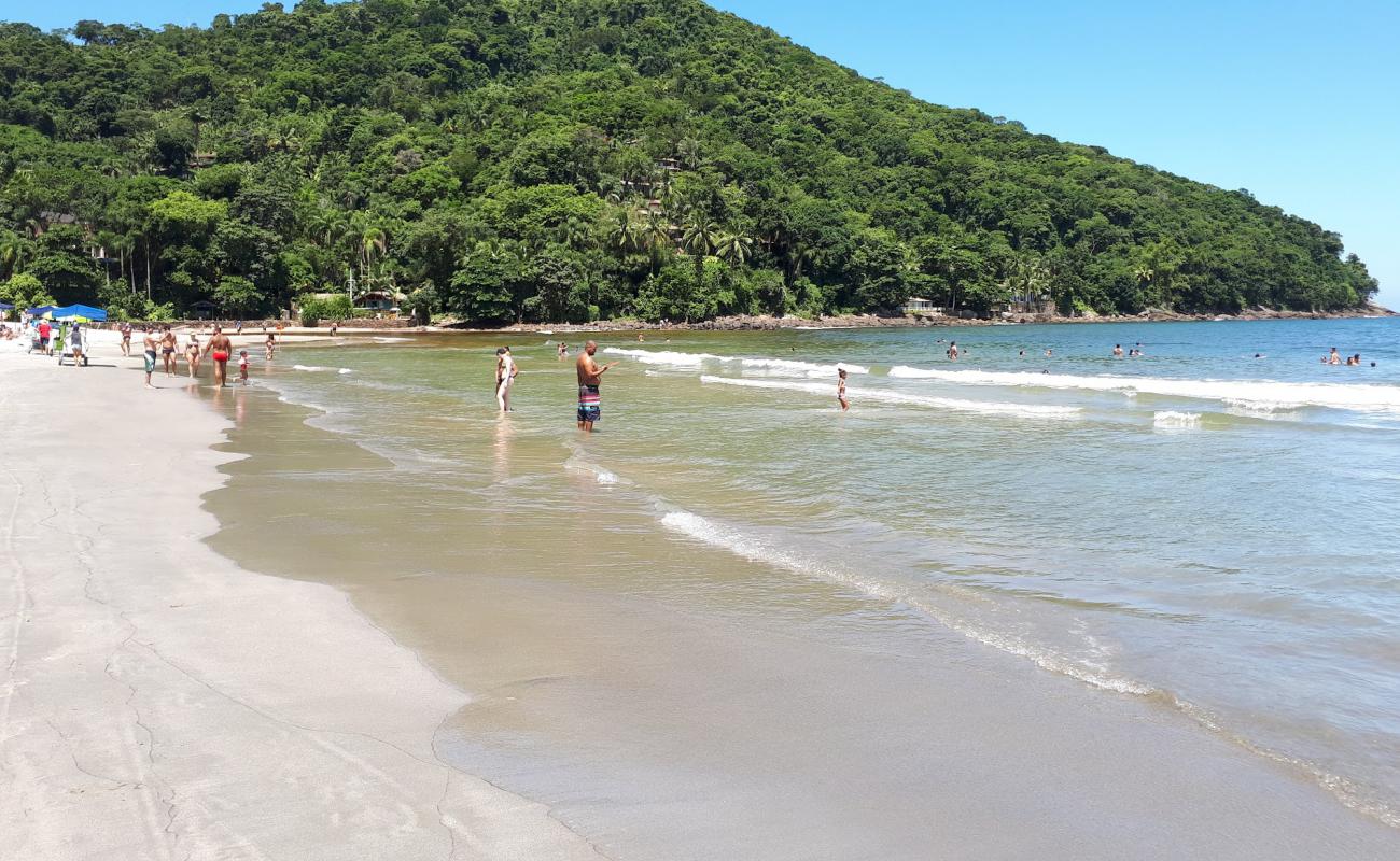 Photo de Plage de Barra Do Sahy avec sable beige fin de surface