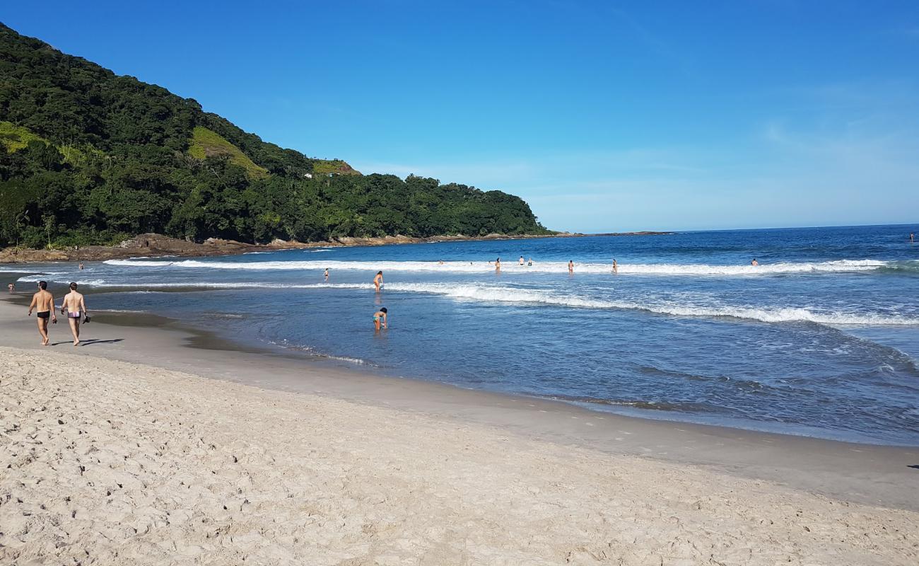 Photo de Plage de Camburizinho avec sable fin et lumineux de surface