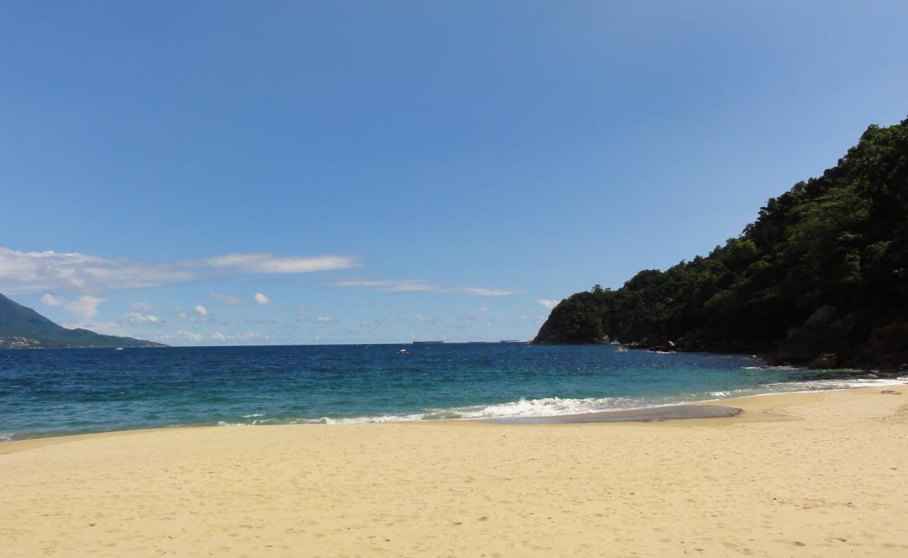 Photo de Plage Brava avec sable fin et lumineux de surface