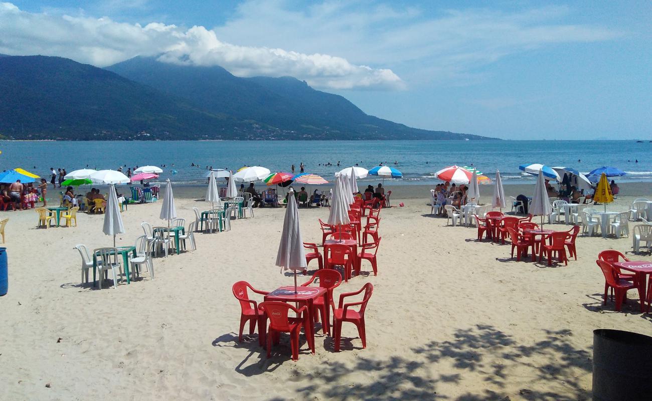 Photo de Plage de Balneario dos Trabalhadores avec sable lumineux de surface