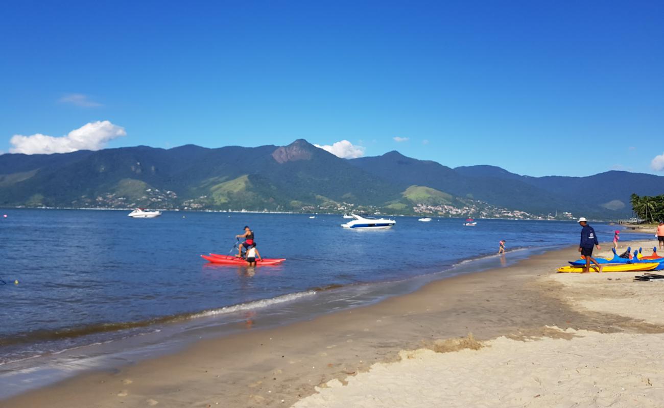 Photo de Plage Pontal da Cruz avec sable lumineux de surface