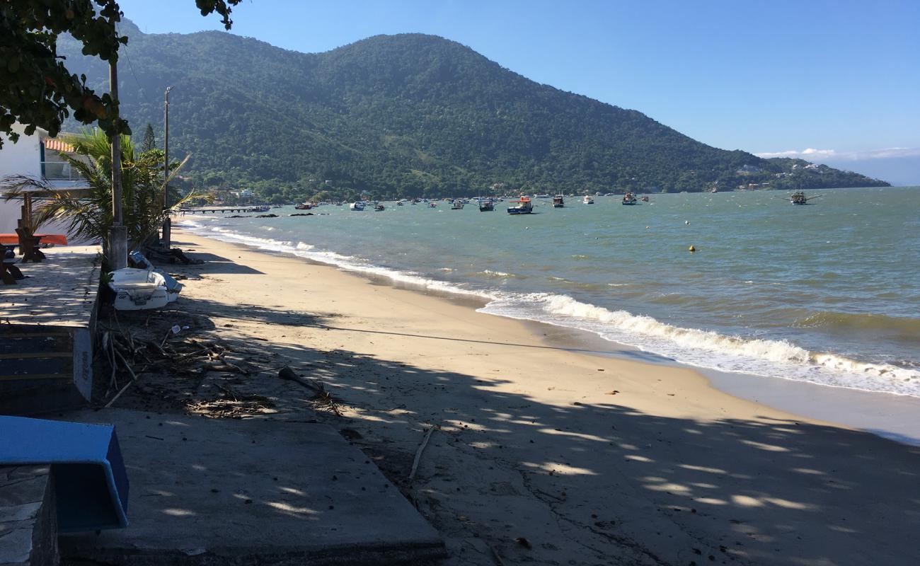 Photo de Plage de Sao Francisco avec sable lumineux de surface