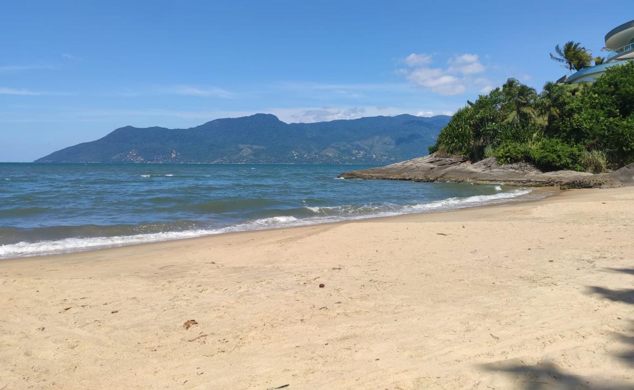 Photo de Plage des Cigales avec sable beige fin de surface