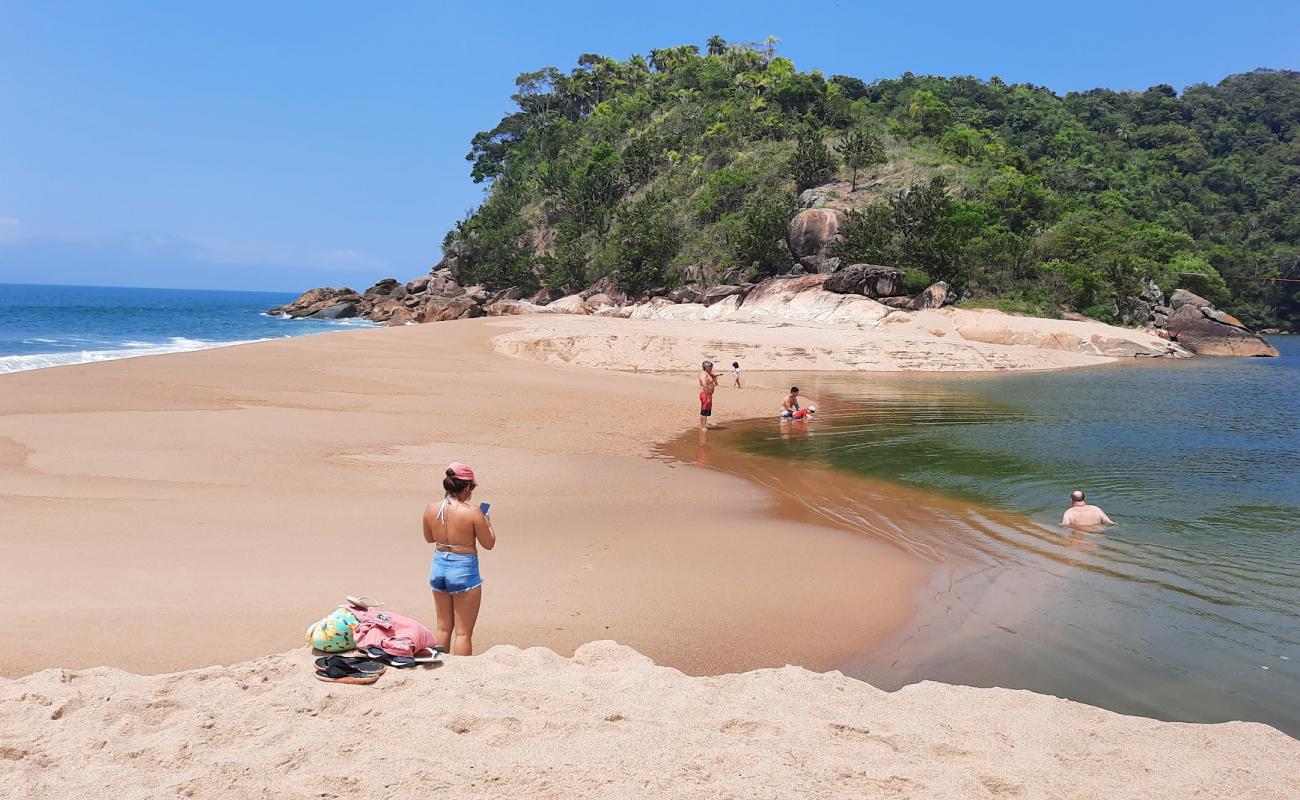 Photo de Plage du Capricorne avec sable beige de surface