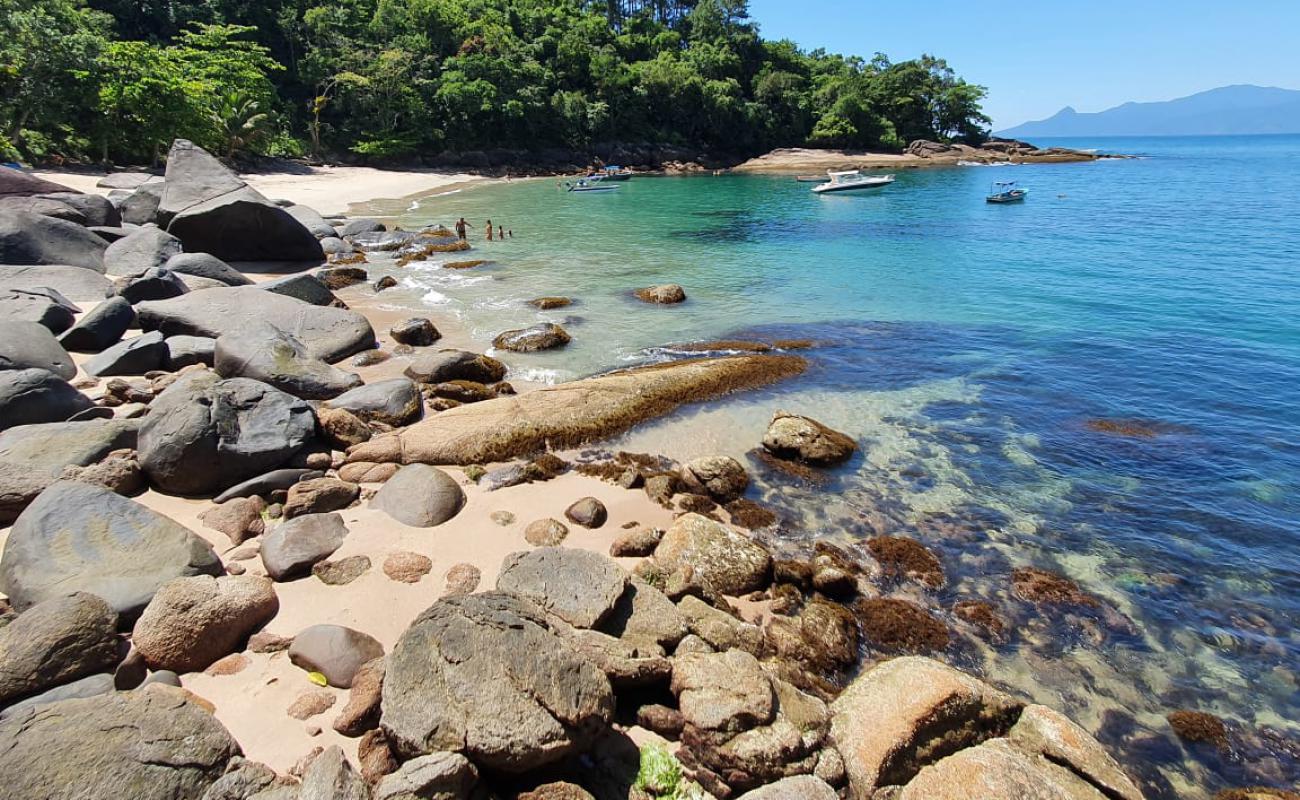 Photo de Praia Saco das Bananas avec sable beige de surface