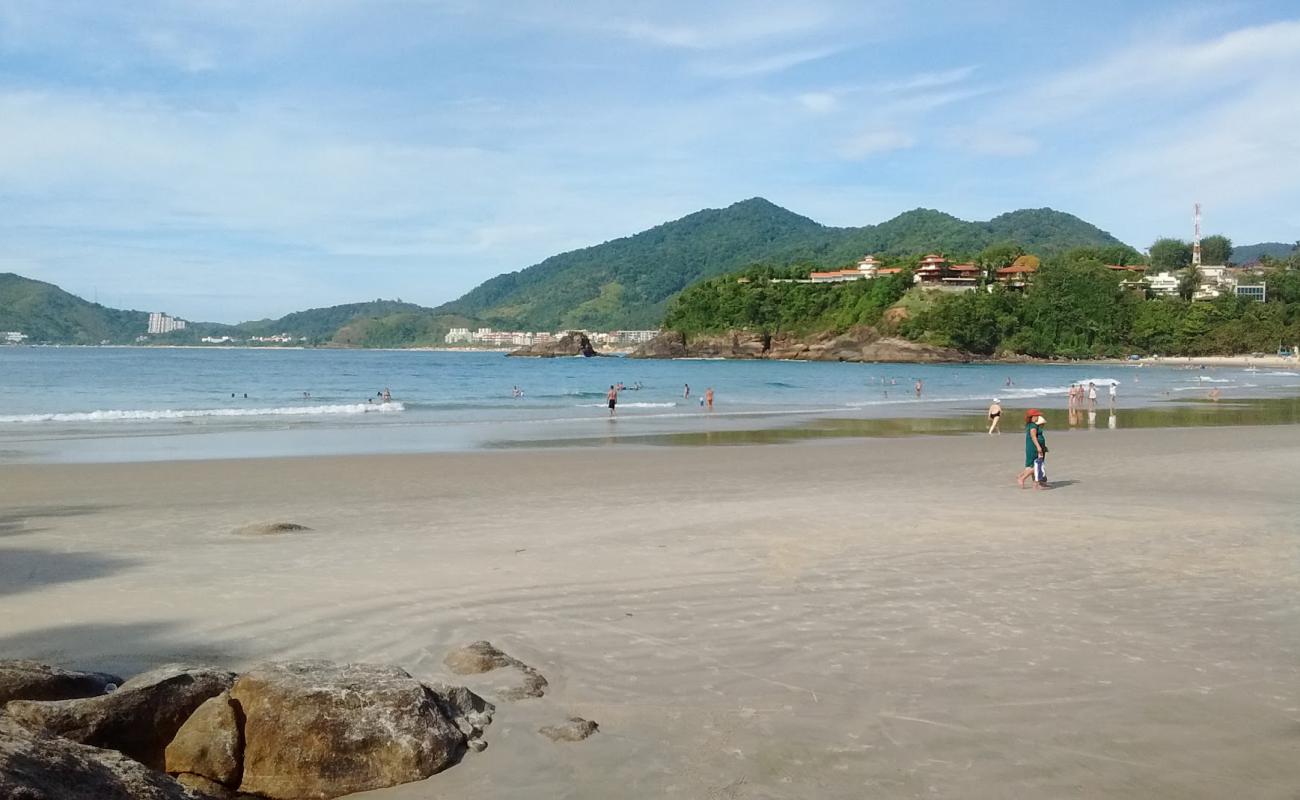 Photo de Plage de Tenorio avec sable fin et lumineux de surface