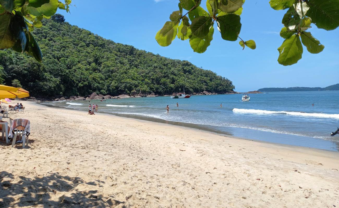 Photo de Praia do Alto avec sable beige de surface