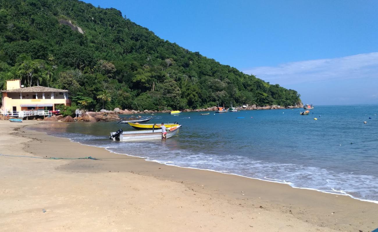Photo de Praia de Picinguaba avec sable beige de surface