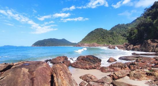 Petite plage de Camburi