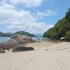 Petite plage de l'île de Cutia