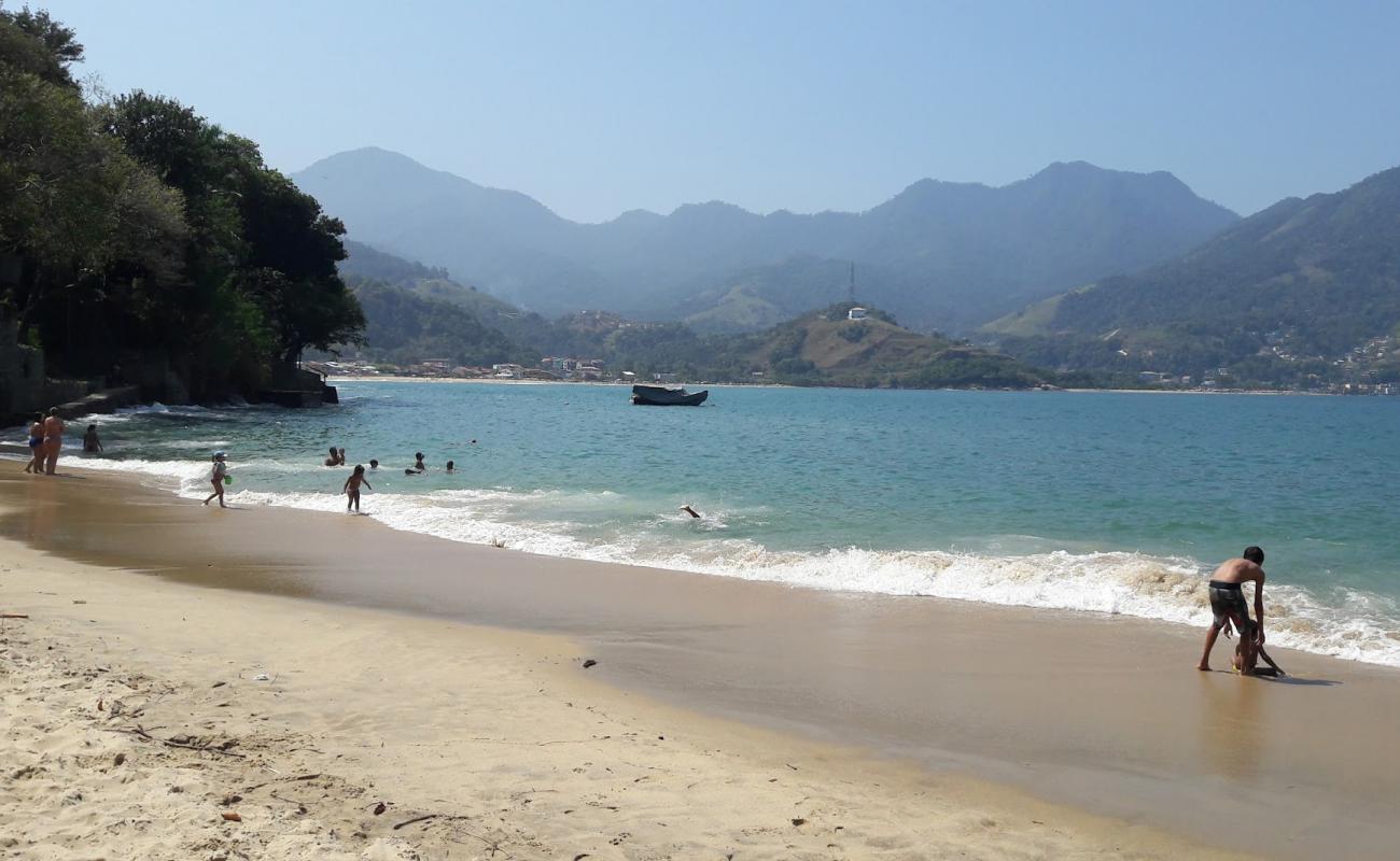 Photo de Plage de Caetes avec sable fin et lumineux de surface