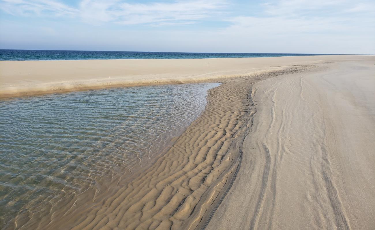 Photo de Plage de Marambaia avec sable beige de surface
