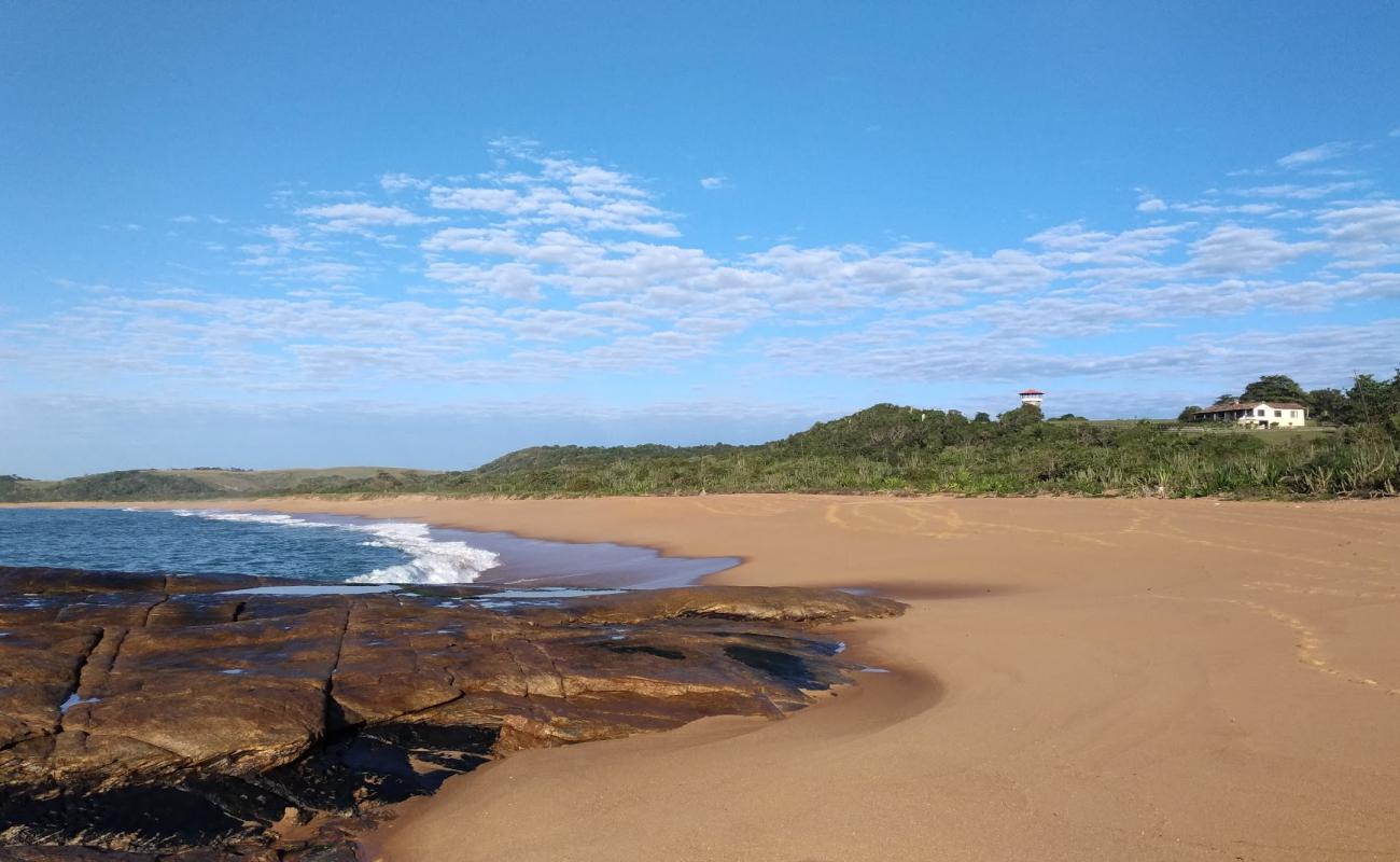 Photo de Plage Aveloz avec sable lumineux de surface