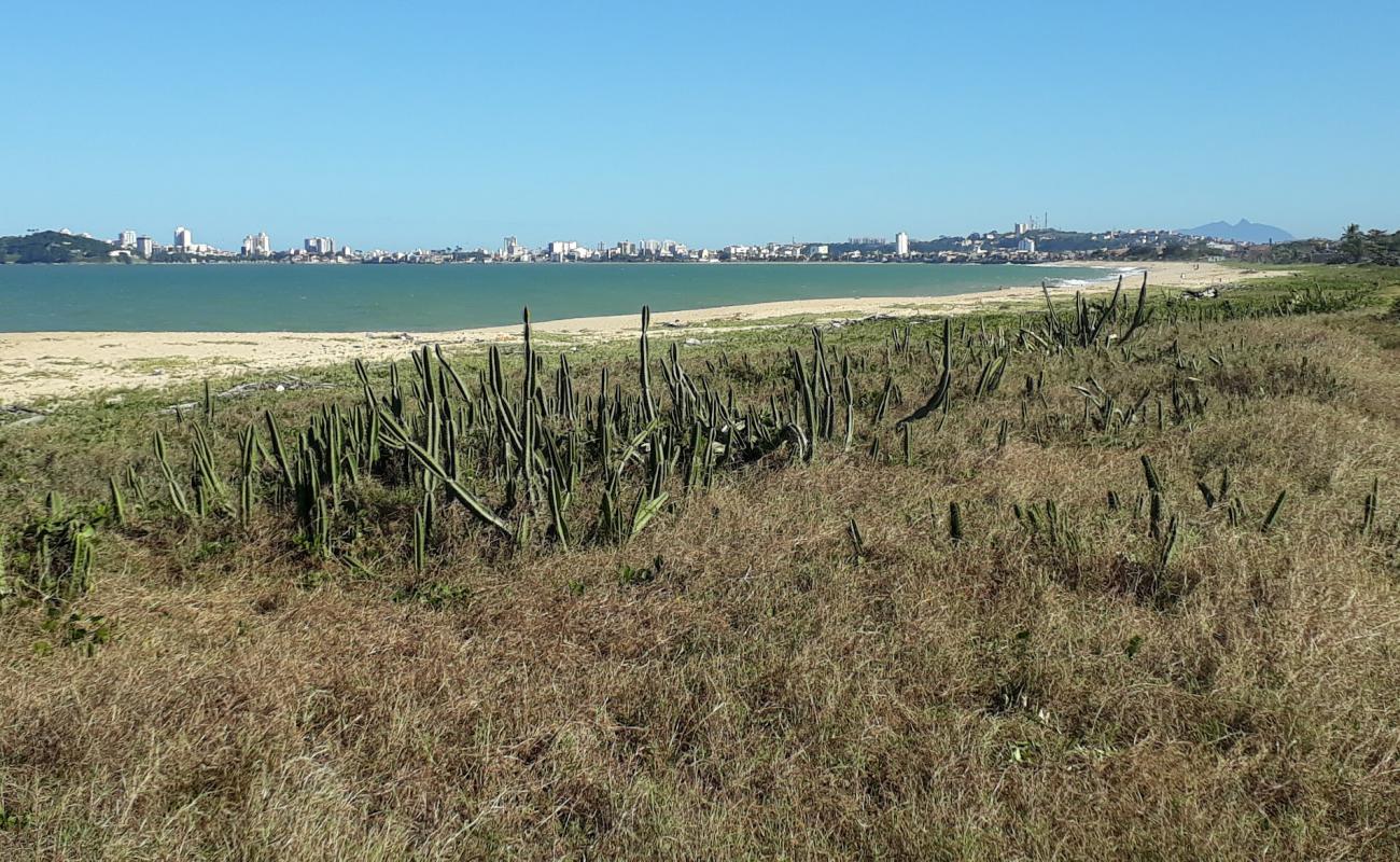 Photo de Plage de Parada do Lanche avec sable lumineux de surface