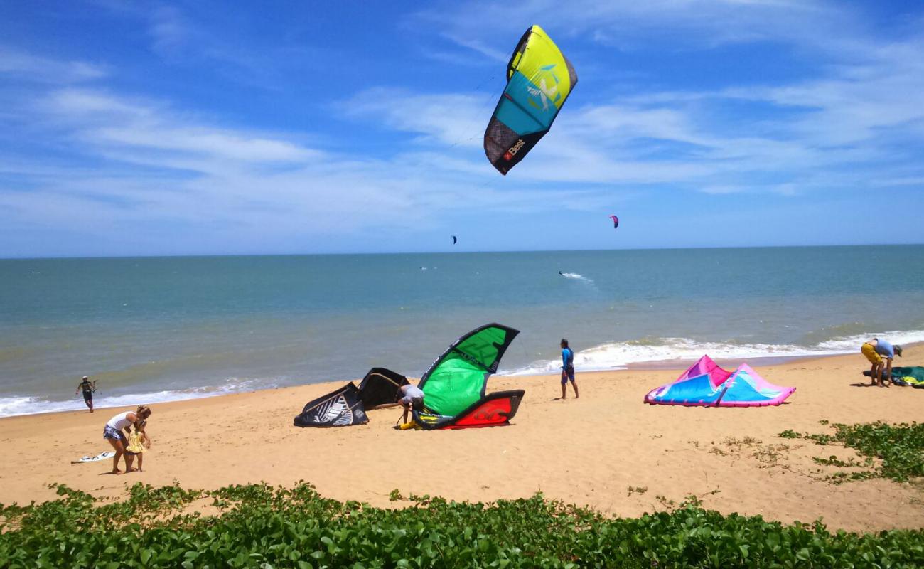 Photo de Plage de Carapebus avec sable lumineux de surface