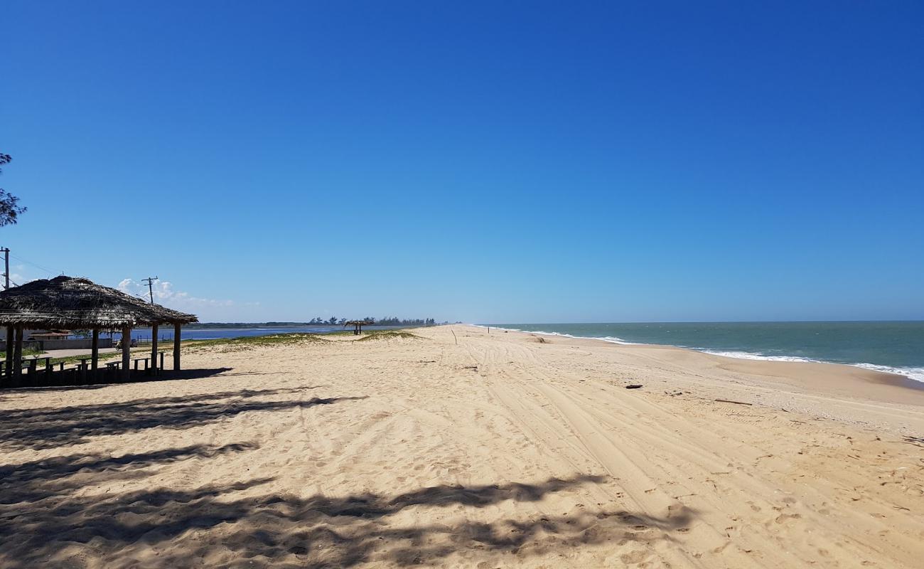 Photo de Plage Joao Francisco avec sable beige de surface