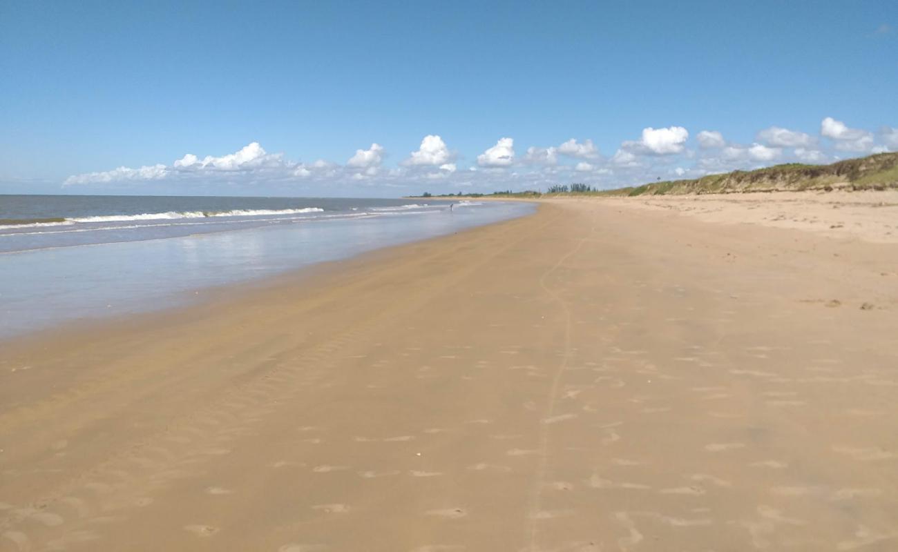 Photo de Plage Buena avec sable lumineux de surface