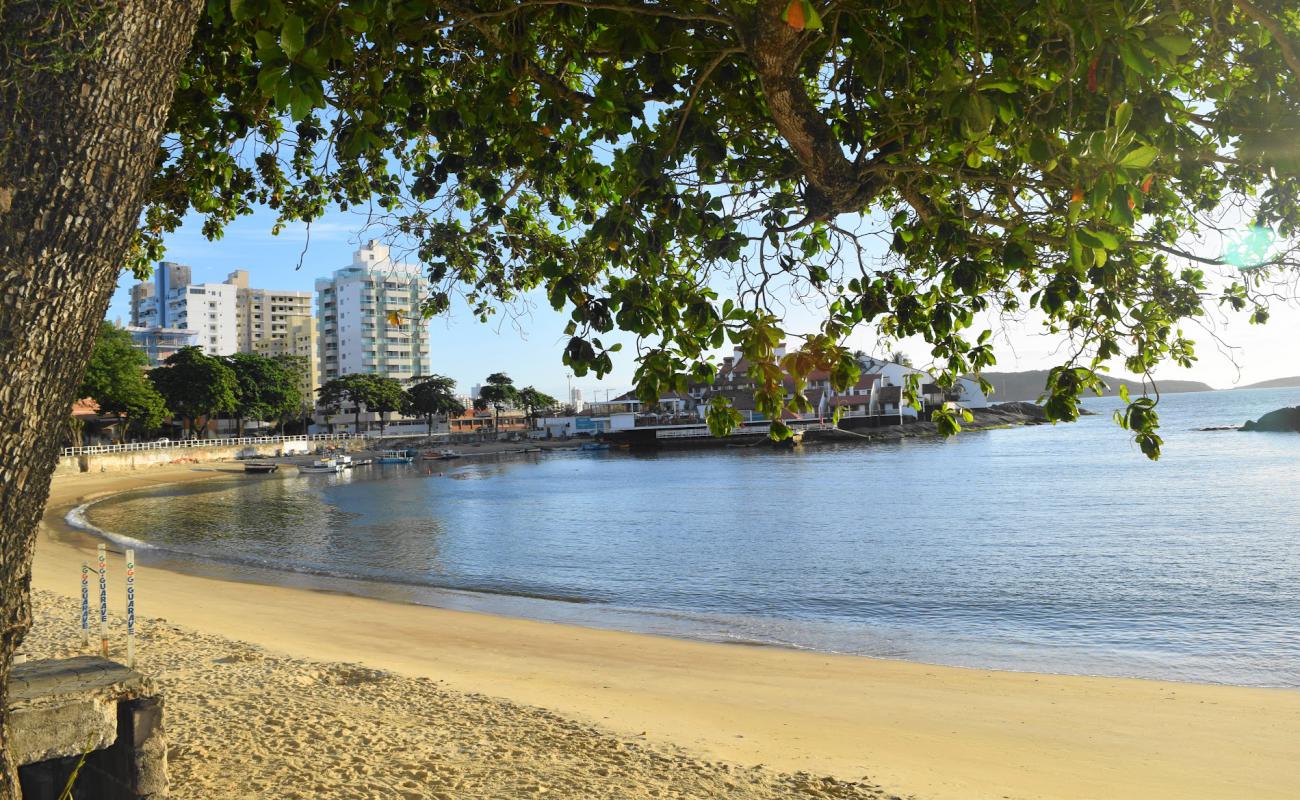 Photo de Plage de Muquicaba avec sable lumineux de surface