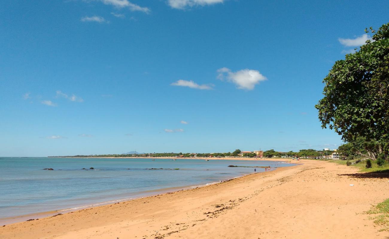 Photo de Plage d'Aracruz avec sable lumineux de surface