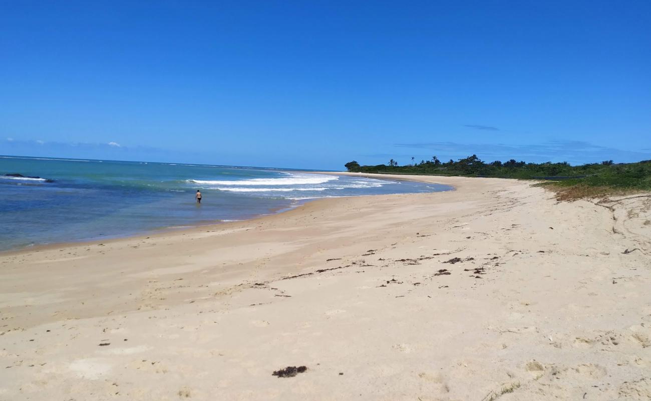 Photo de Plage d'Ipatimirim avec sable lumineux de surface