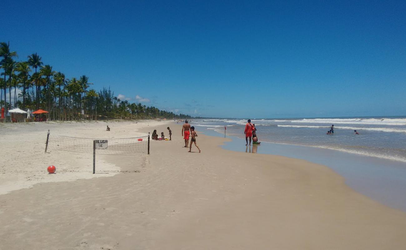 Photo de Plage de Costa avec sable fin et lumineux de surface