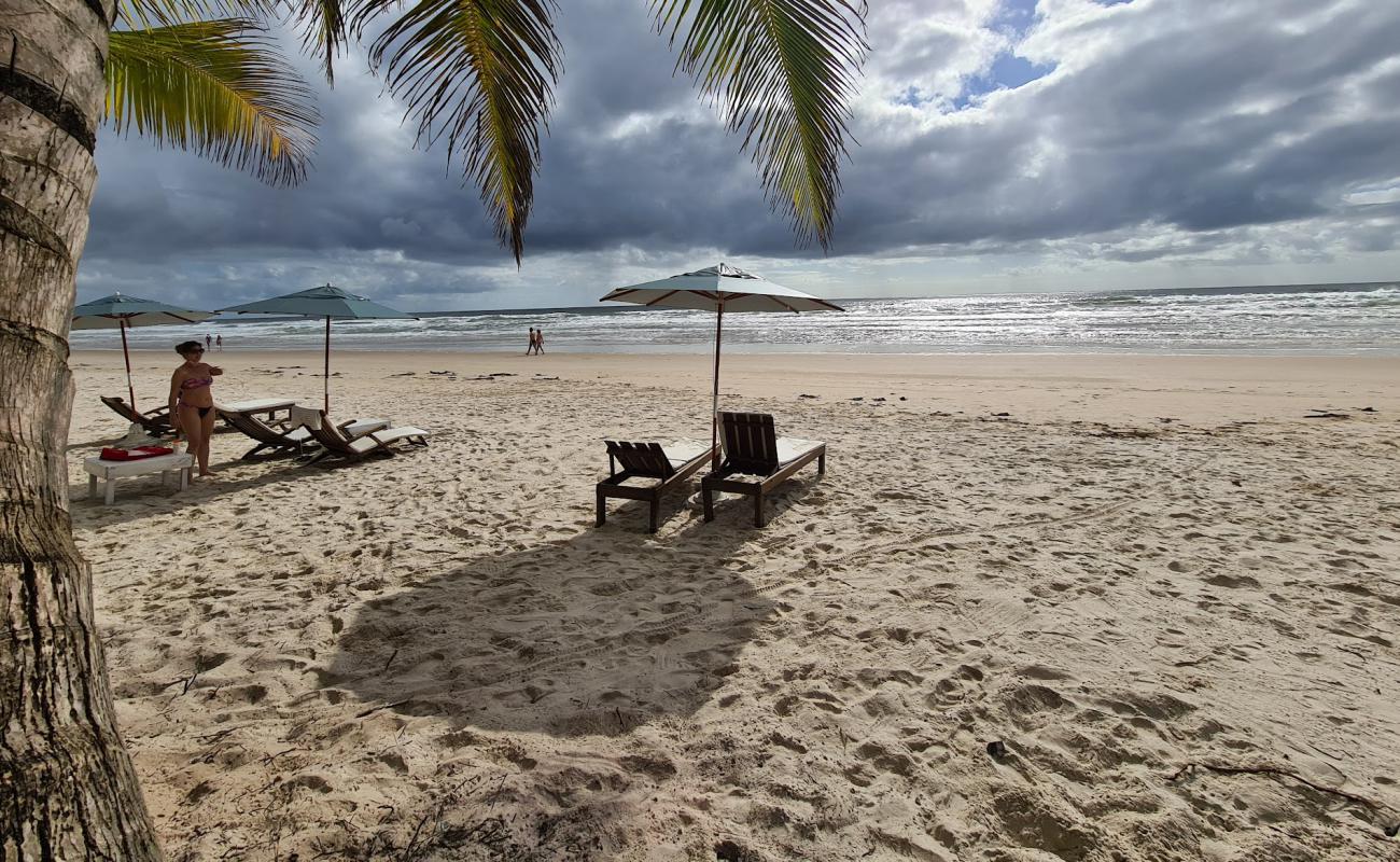 Photo de Praia de Pe de Serra avec sable fin et lumineux de surface