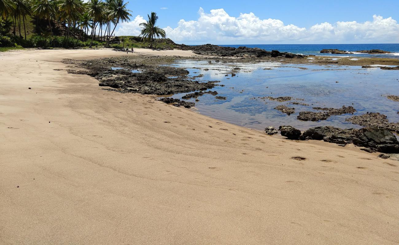 Photo de Praia da Arruda avec sable beige de surface