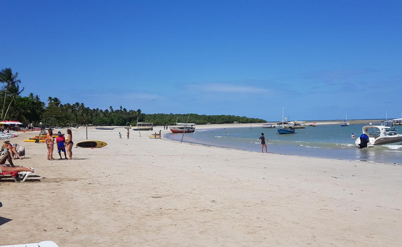 Photo de Praia de Garapua avec sable lumineux de surface