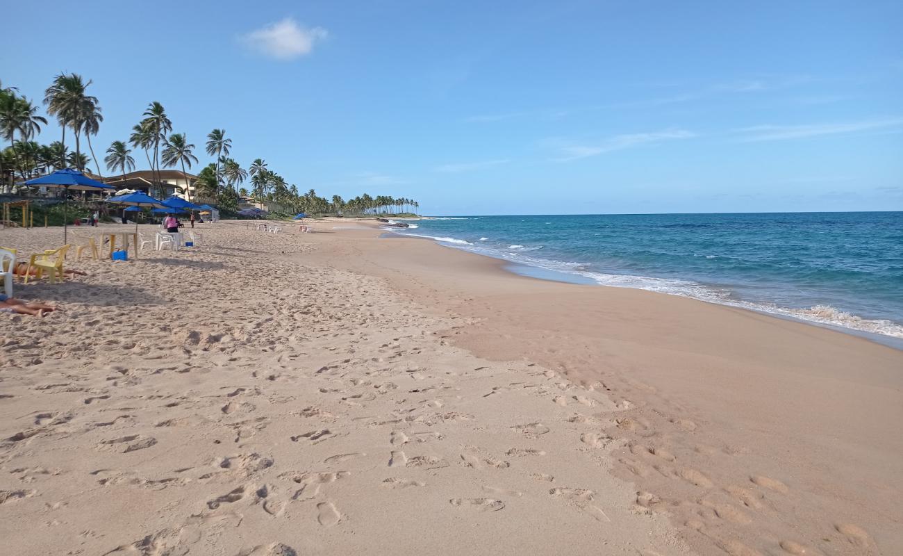 Photo de Praia de Stella Maris avec sable lumineux de surface