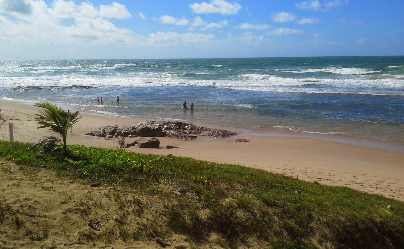 Photo de Praia da Torra avec sable lumineux de surface