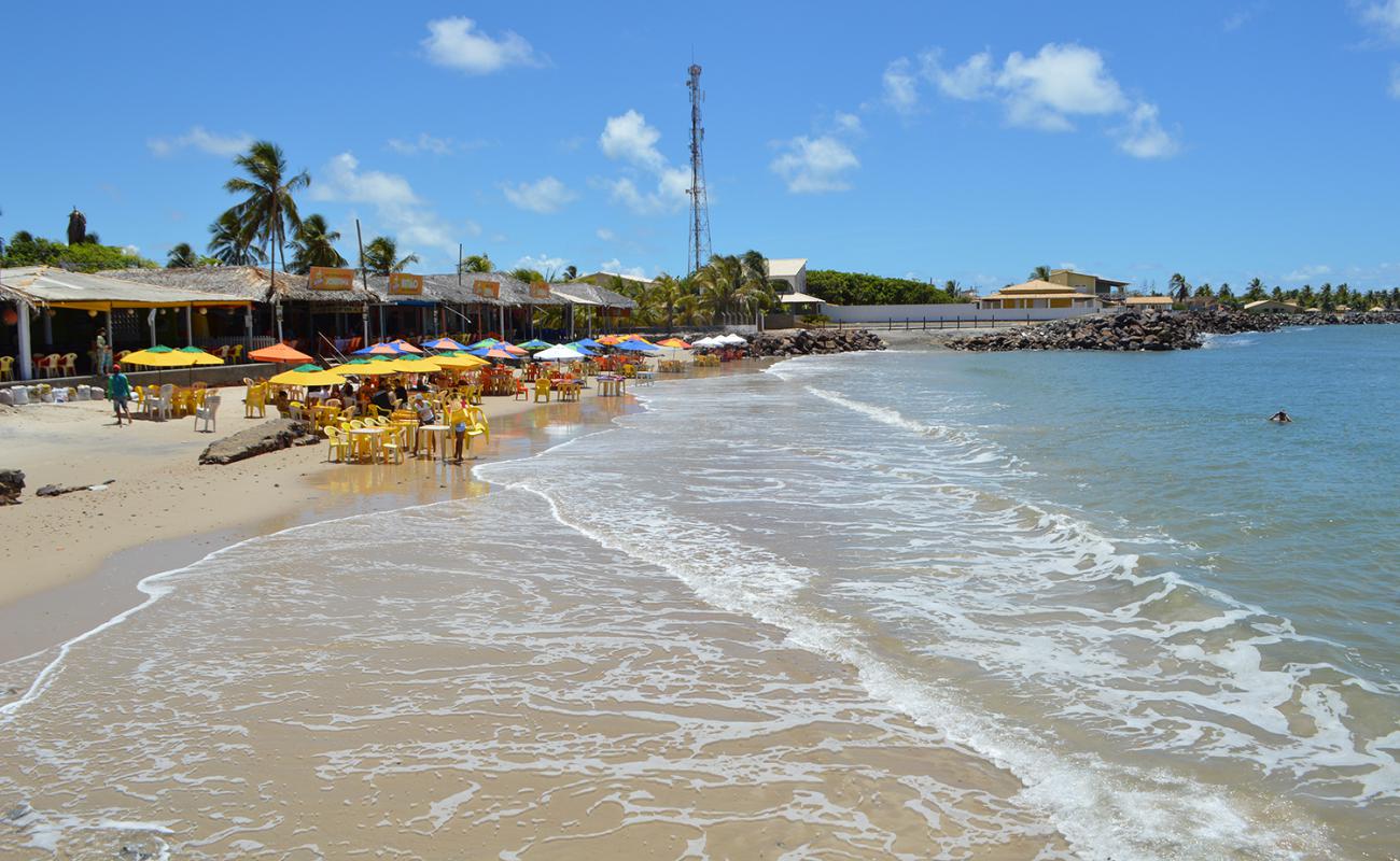 Photo de Praia do Saco avec sable beige fin de surface