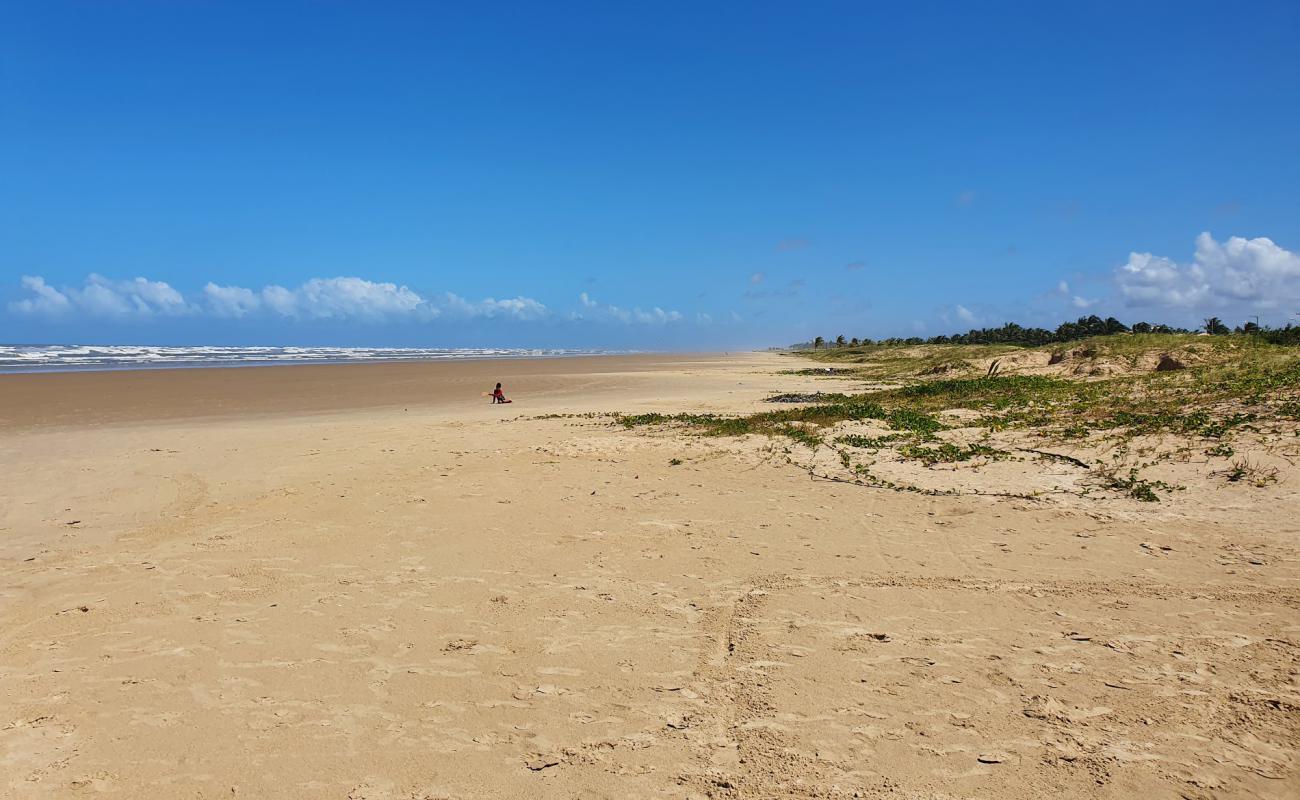 Photo de Praia do Mosqueiro avec sable fin et lumineux de surface