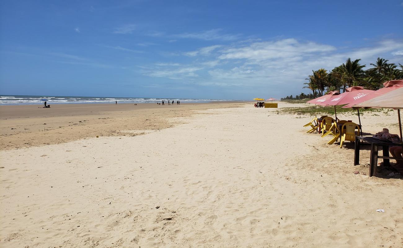 Photo de Praia do Refugio avec sable fin et lumineux de surface