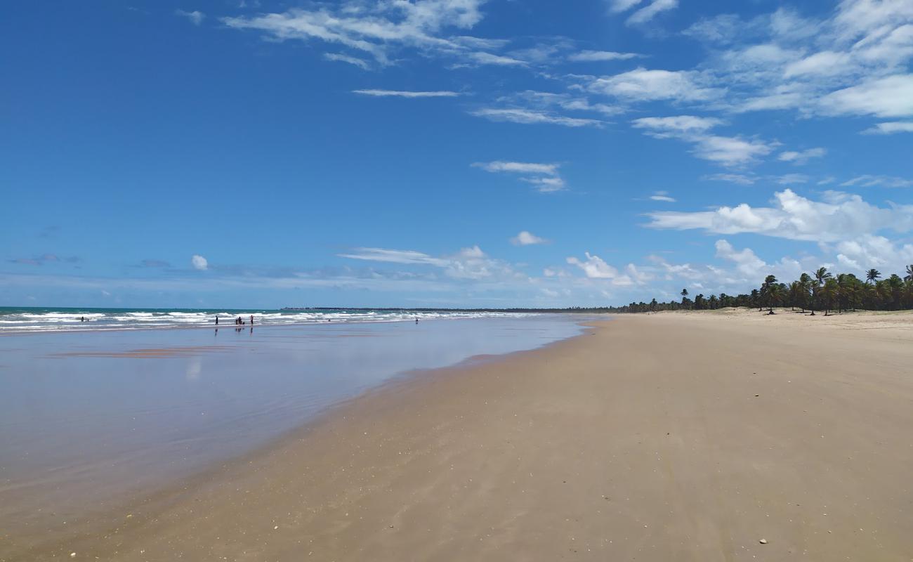 Photo de Praia do Japu avec sable beige de surface