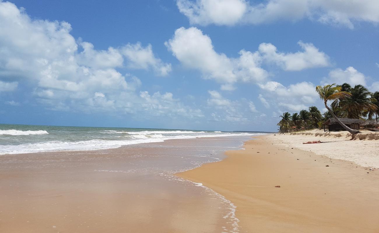 Photo de Praia do Miai de Cima avec sable lumineux de surface