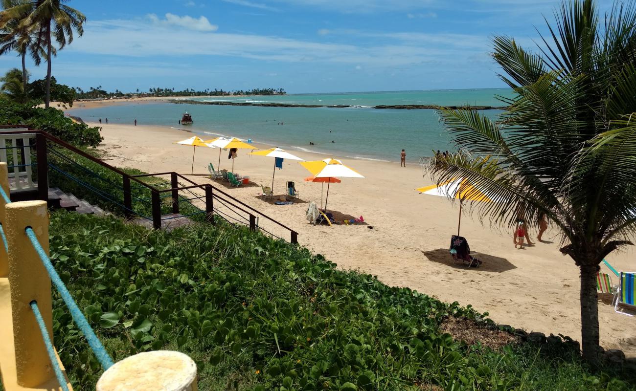 Photo de Praia Sonho Verde avec sable lumineux de surface