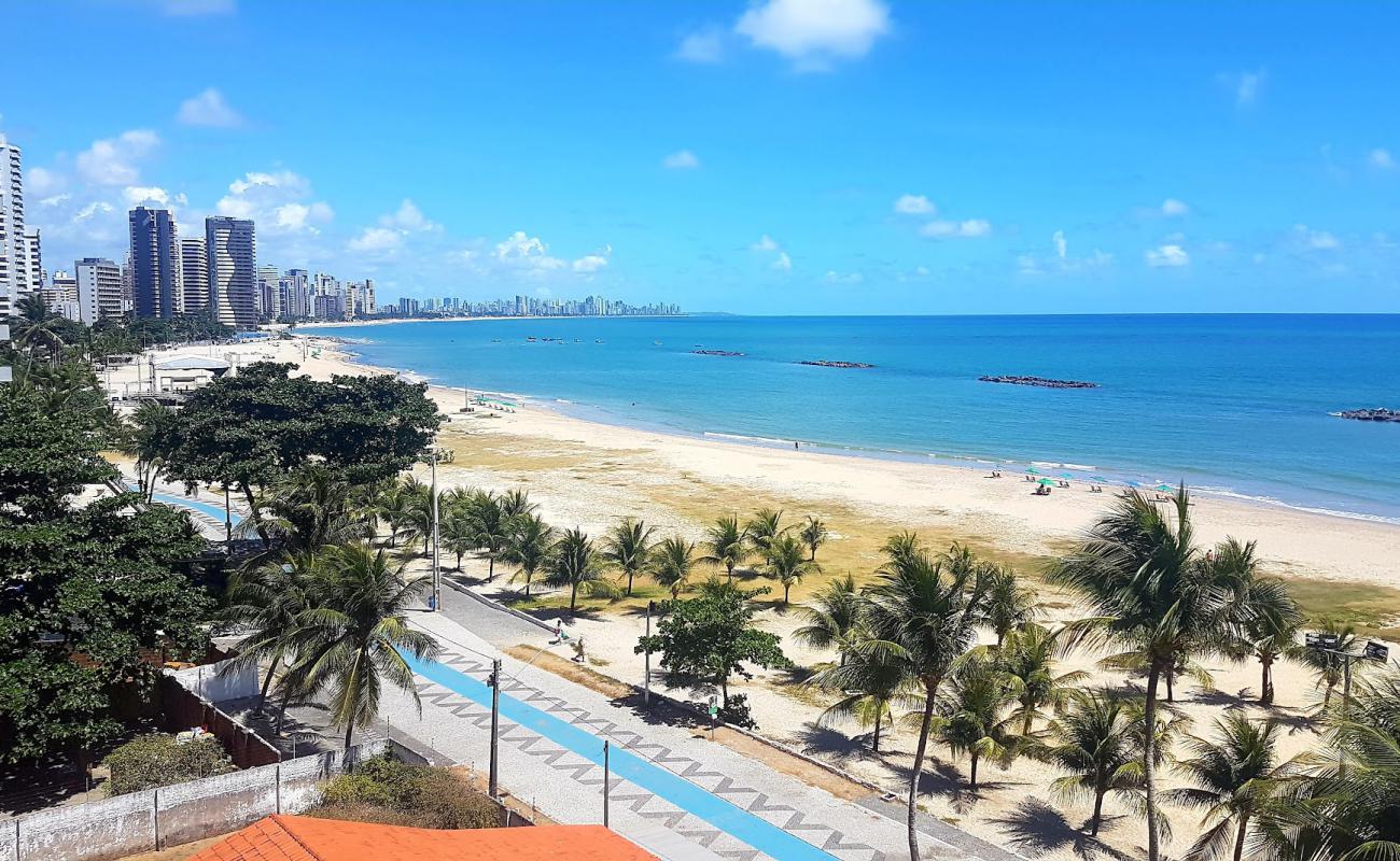 Photo de Praia de Candeias avec sable beige de surface