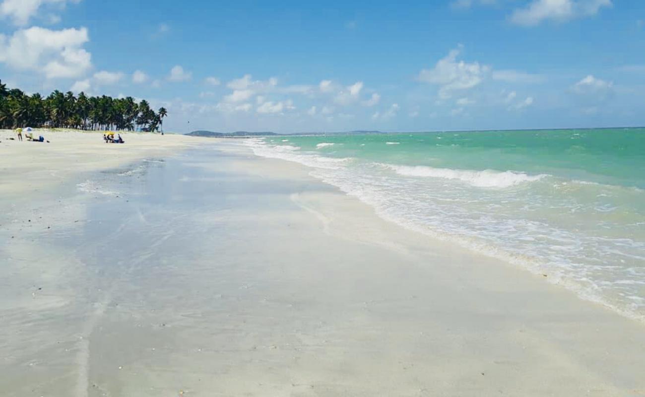 Photo de Praia de Jaguaribe avec sable lumineux de surface