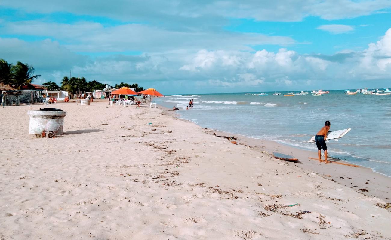 Photo de Plage de Pitimbu avec sable lumineux de surface