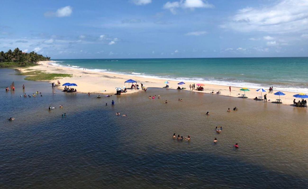 Photo de Praia de Tabatinga II avec sable lumineux de surface