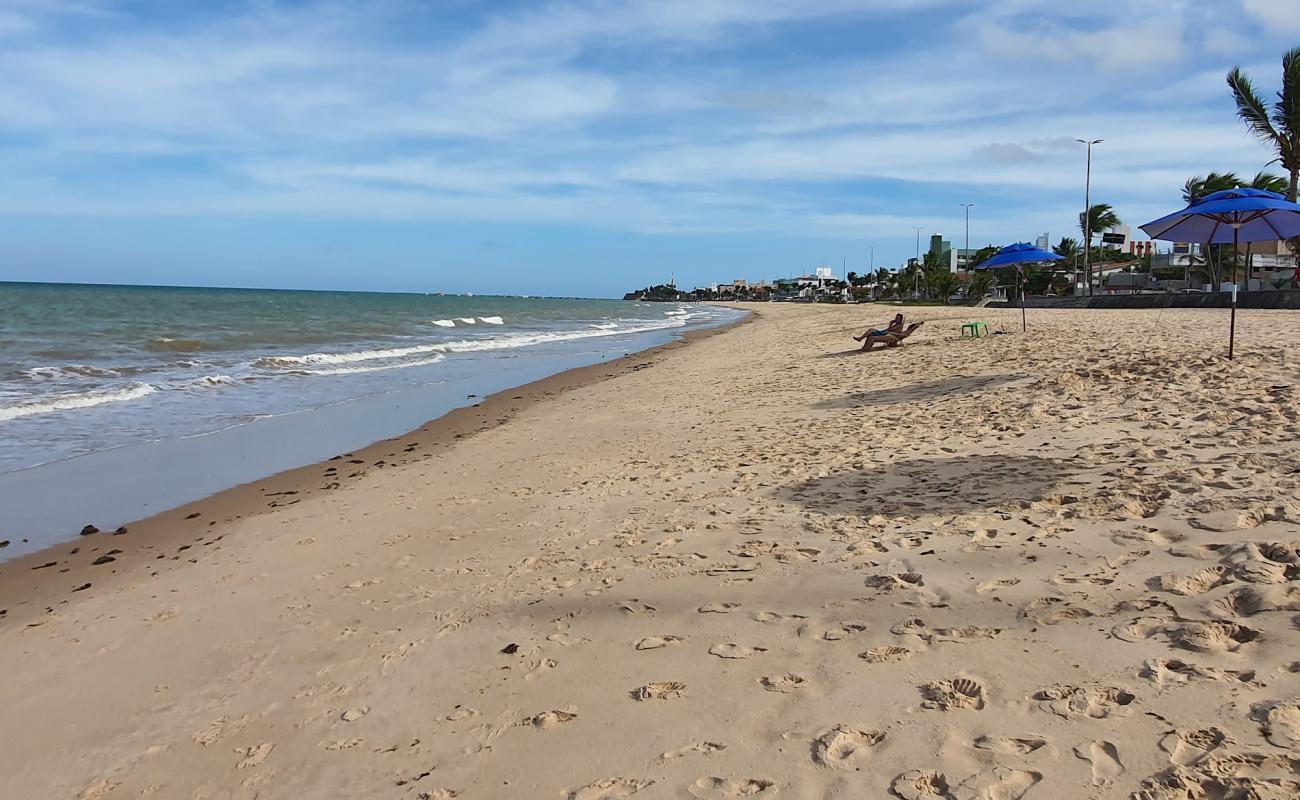 Photo de Praia de Manaira avec sable lumineux de surface