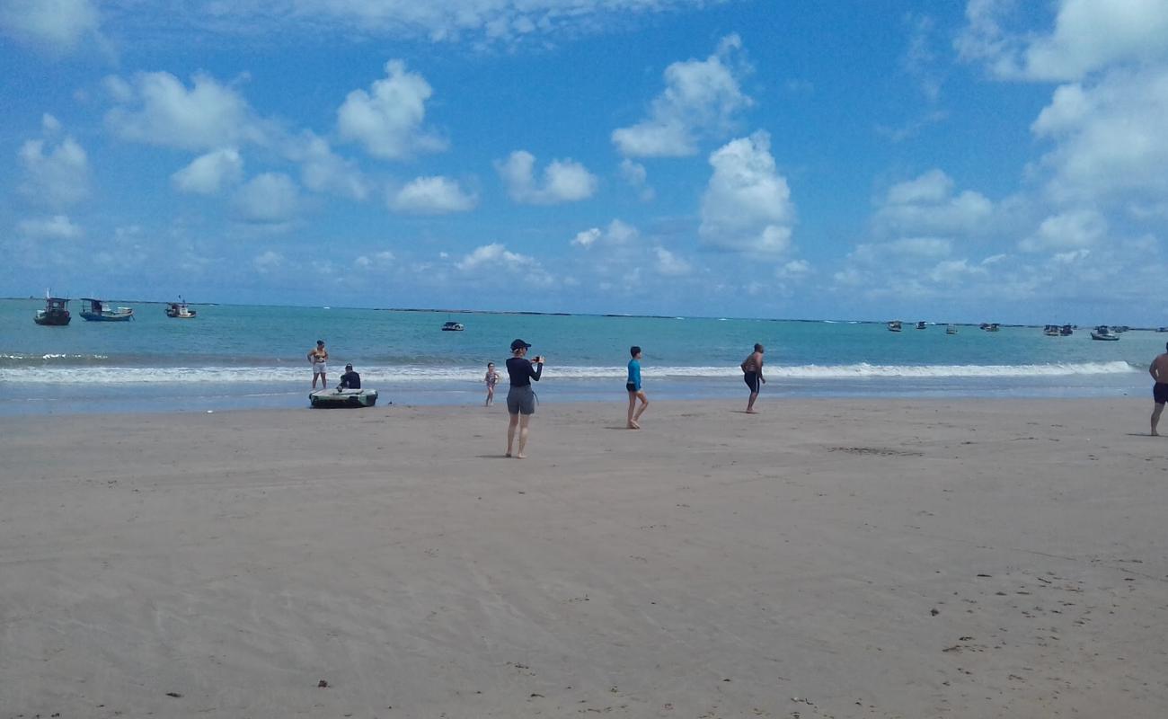 Photo de Plage Jose Barbosa avec sable fin et lumineux de surface