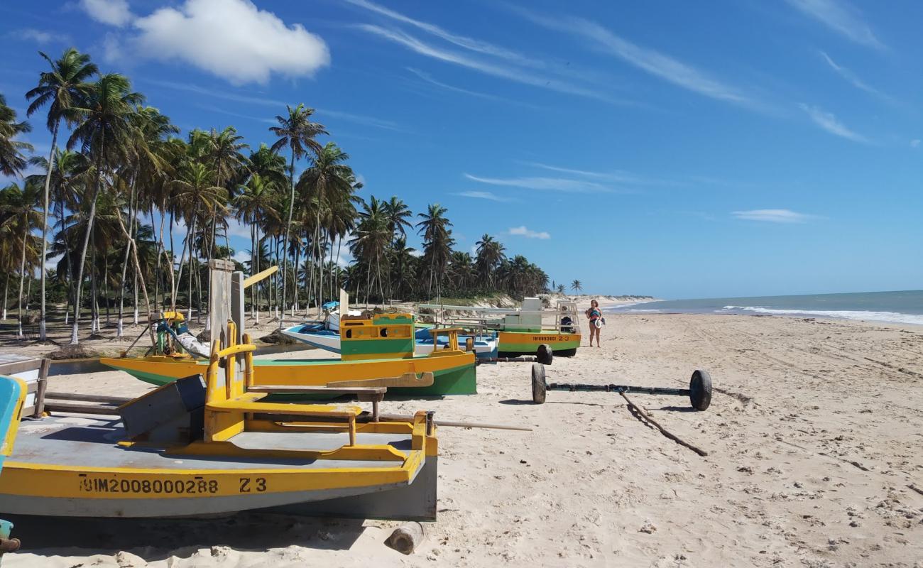 Photo de Plage de Rio do Fogo avec sable beige fin de surface