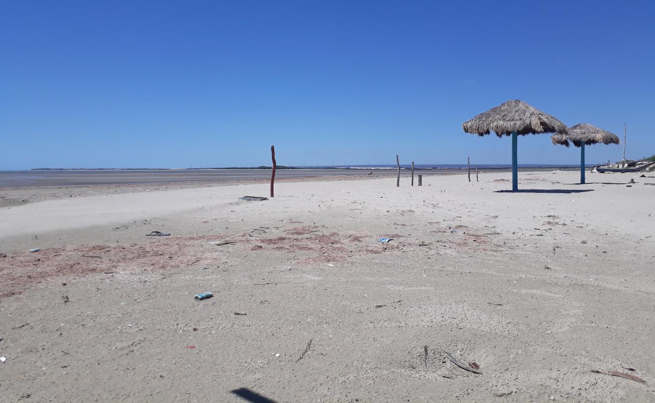 Photo de Plage de Pernambuquinho avec sable lumineux de surface