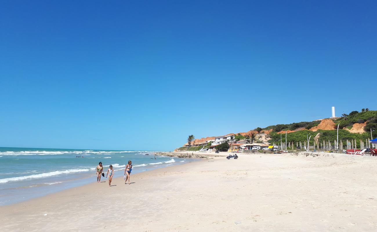 Photo de Plage de Morro Branco avec sable beige de surface