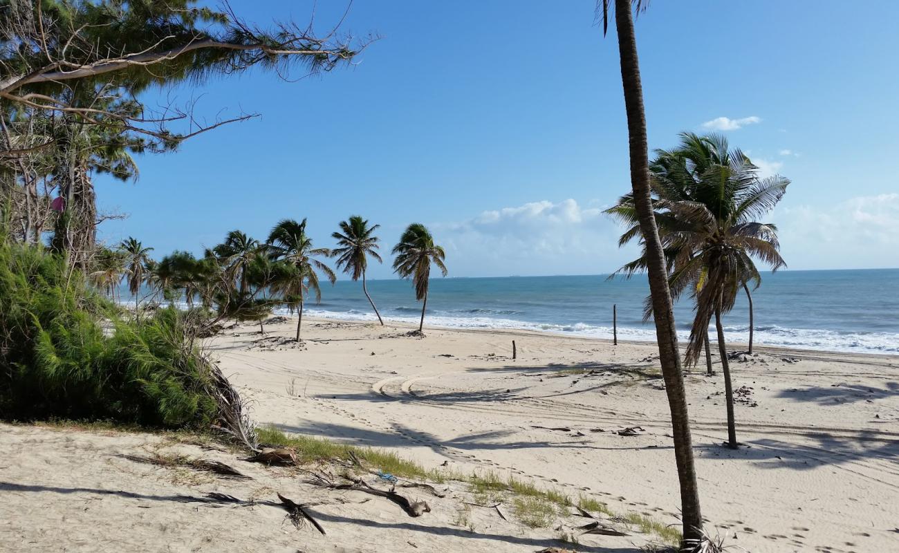 Photo de Plage de Pico das Almas avec sable beige fin de surface