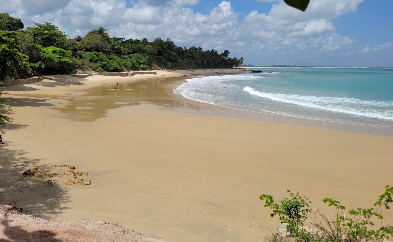 Photo de Praia da Pedra do Meio avec sable beige de surface