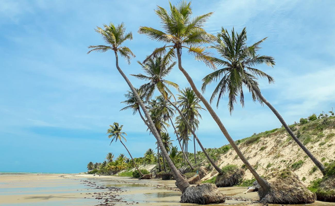 Photo de Praia do Jiqui em Caetanos avec sable lumineux de surface